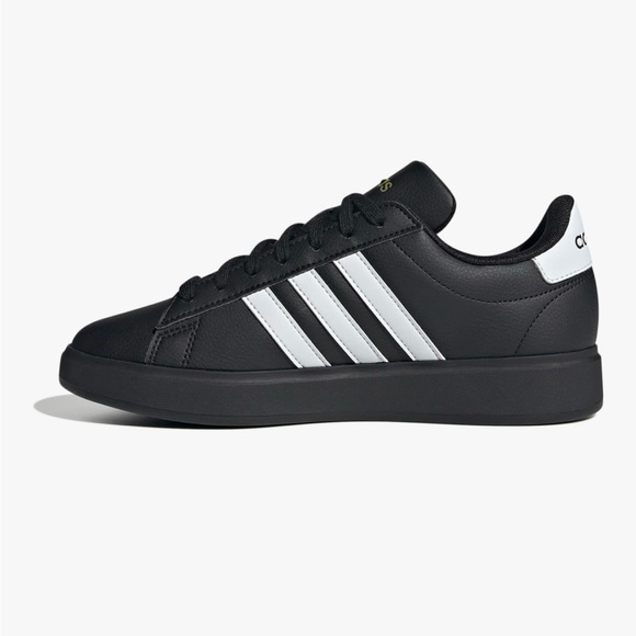 PRICE JUST LOWERED - FIRM ❤️Adidas Black and White Cloudfoam Sneakers - Picture 2 of 4
